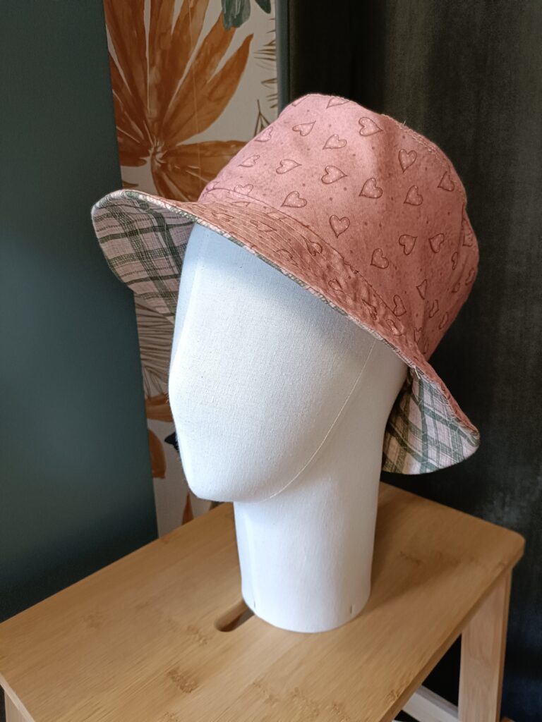 Chapeau « Douce Écume » – Bob souple – Création artisanale